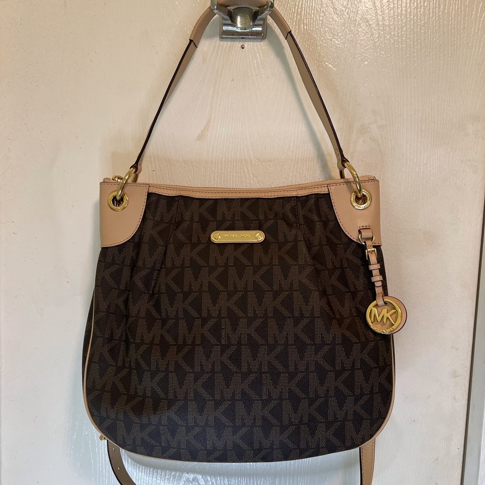Michael Kors crossbody messenger bag